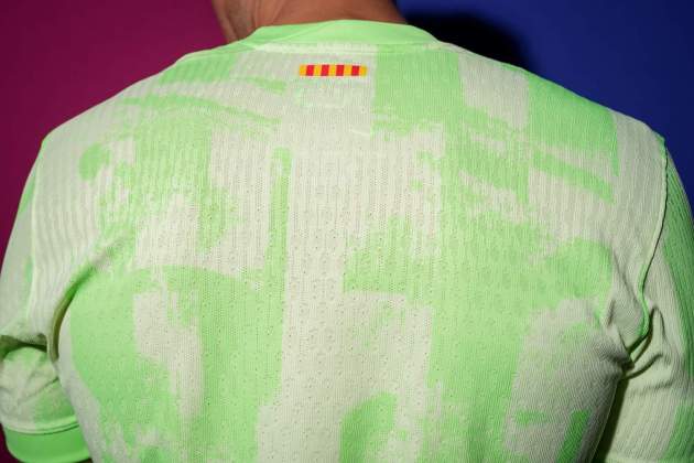 Bandera tercera camiseta Barça 2024/25 / Foto: FC Barcelona Bandera tercera camiseta Barça 2024/25 / Foto: FC Barcelona