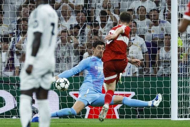 Real Madrid Stuttgart Courtois EFE Real Madrid Stuttgart Courtois EFE