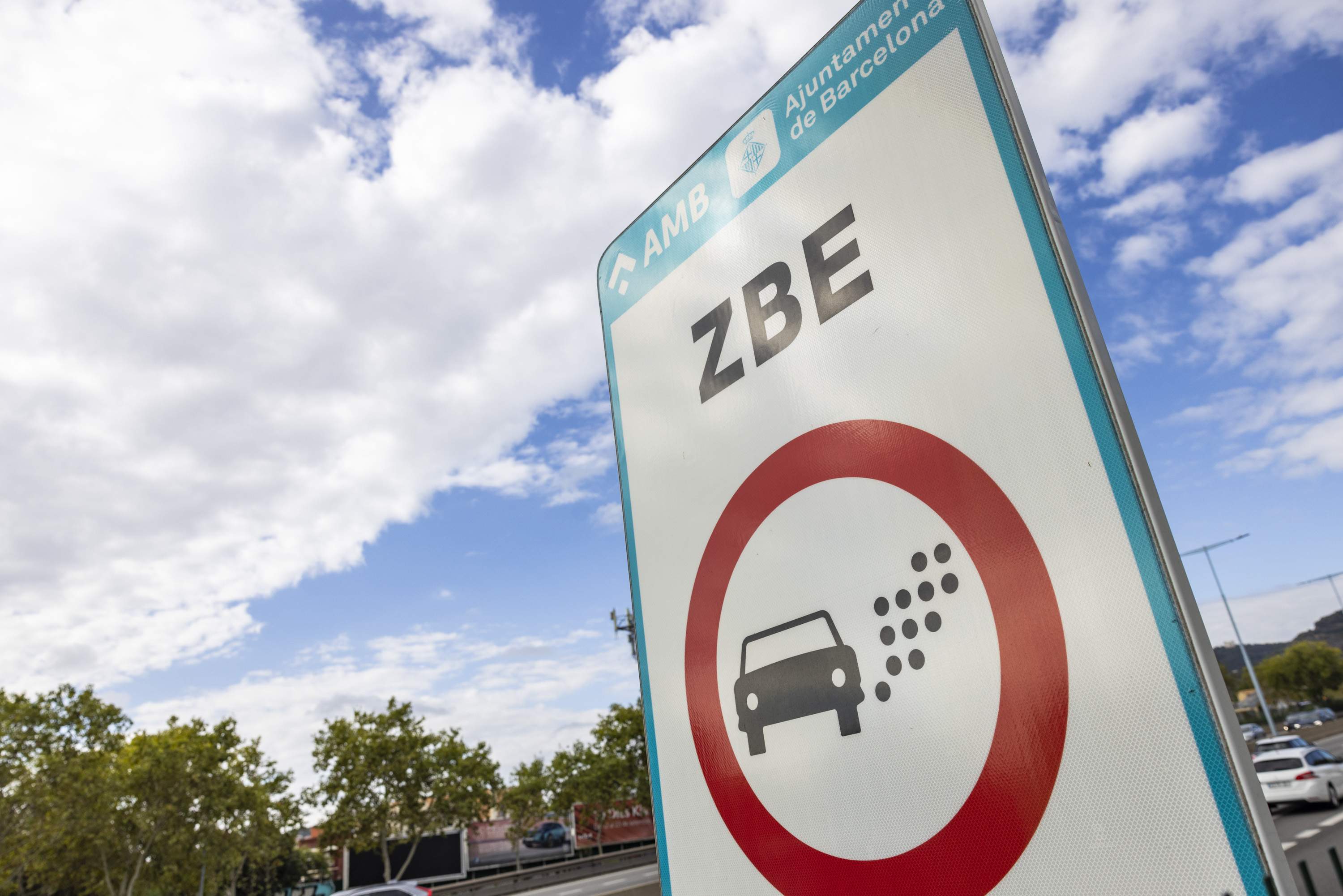 La ciutat catalana que estrenarà ZBE el 15 de setembre: restriccions, multes i cotxes vetats