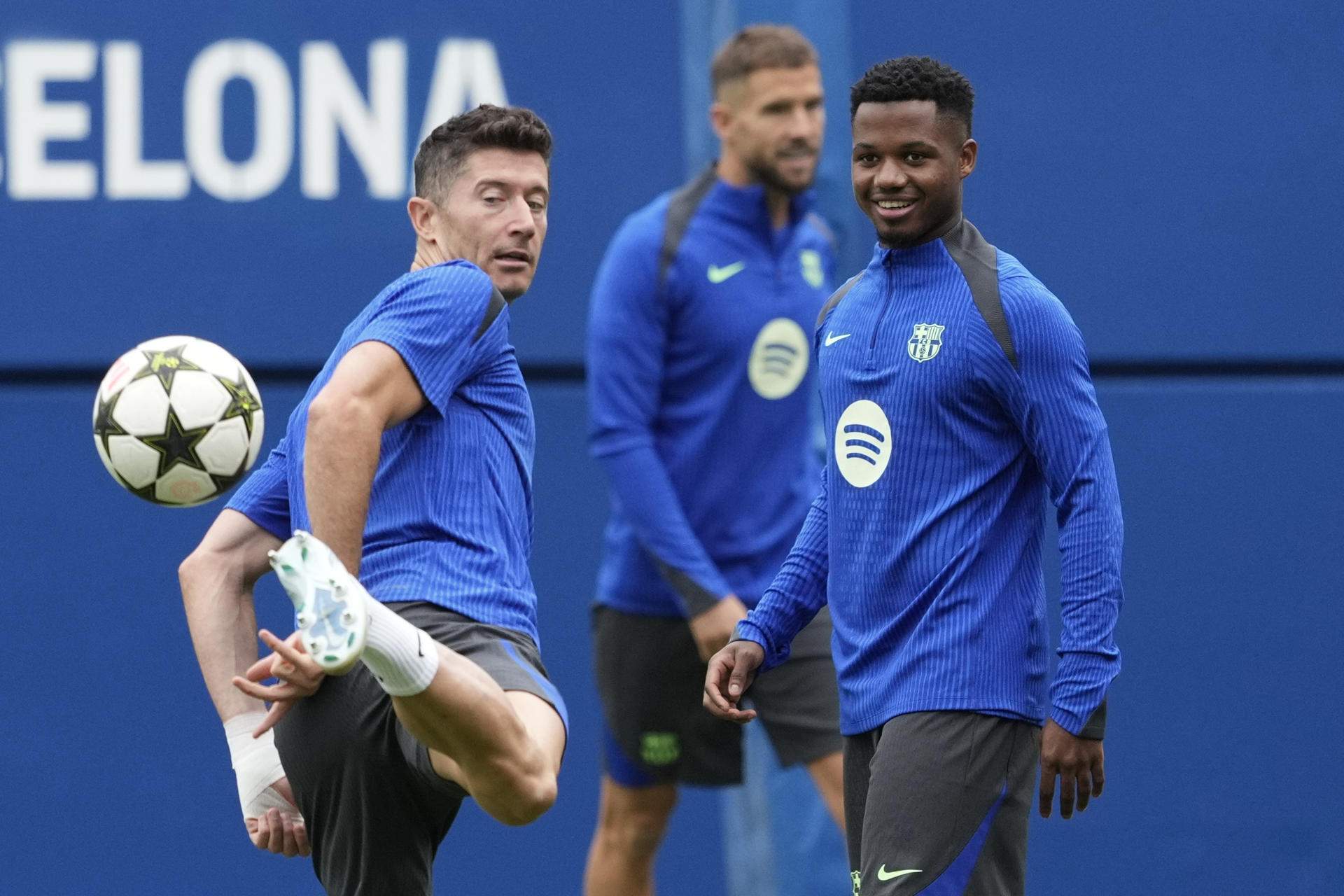 Se ofrece al Barça de Flick para sacar a Ansu Fati del equipo y Deco negocia
