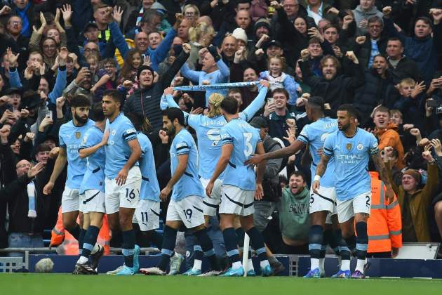 El Manchester City celebra el gol de Erling Haaland contra el Arsenal / Foto: EFE El Manchester City celebra el gol de Erling Haaland contra el Arsenal / Foto: EFE