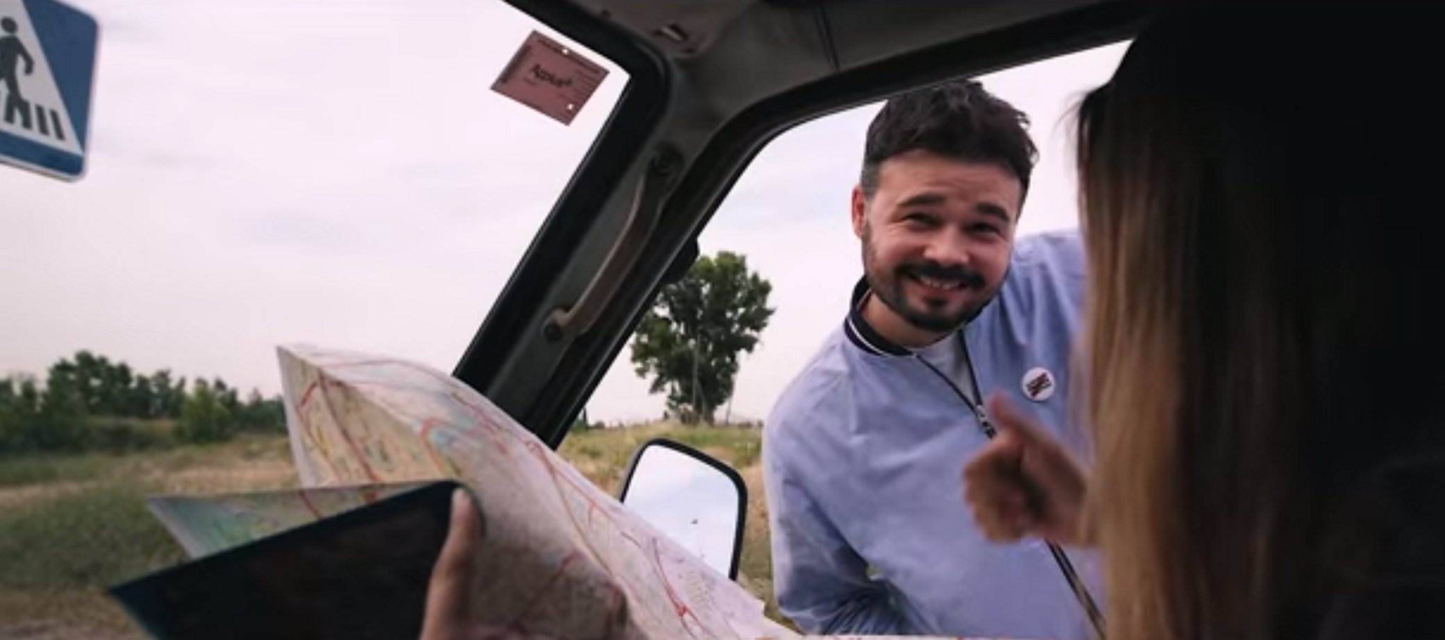 El cameo de Rufián con Catfolkin en Sant Esteve de les Roures