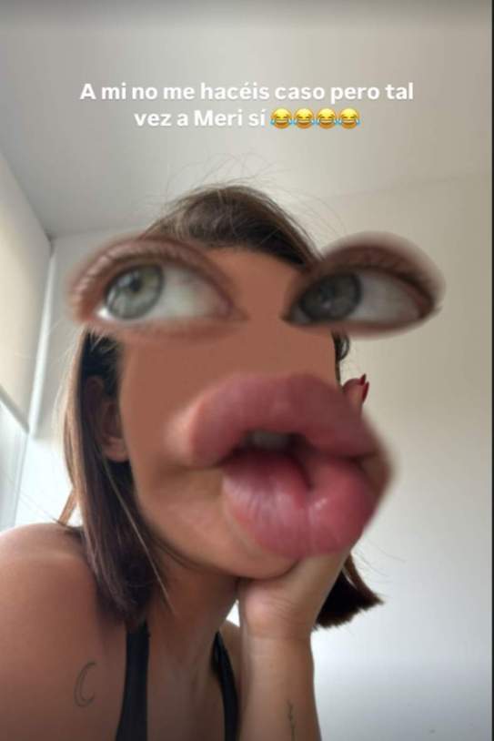 Laura Escanes reacciona en el vídeo de Maria Pombo / Instagram Laura Escanes reacciona en el vídeo de Maria Pombo / Instagram