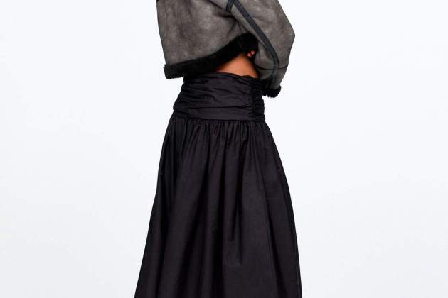 Falda midi drapeada volumen Falda midi drapeada volumen