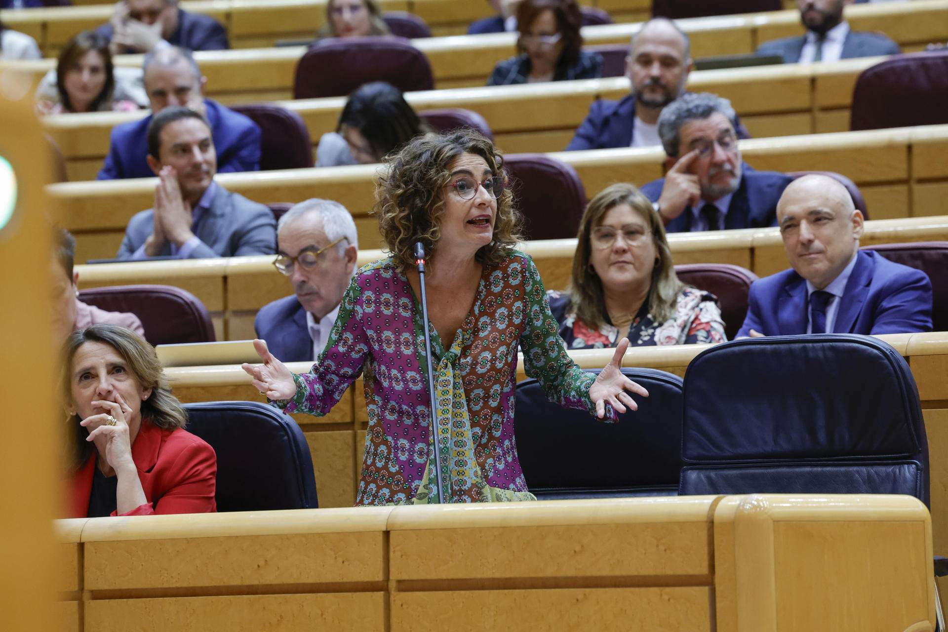 Montero fa els ulls grossos amb Joan Carles I i la fundació a Abu Dhabi: “No valorem retalls de premsa”