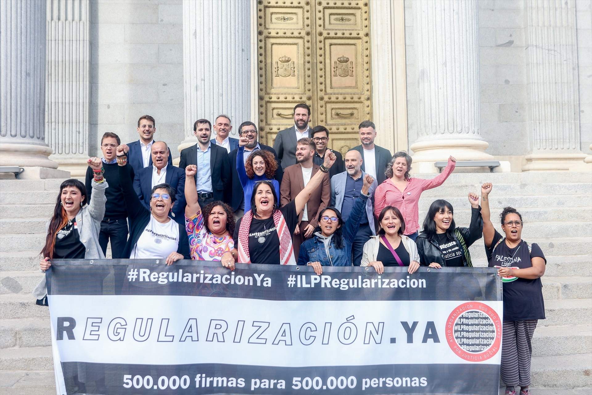El PSOE y Sumar desbloquean en el Congreso la ILP para regularizar a medio millón de migrantes