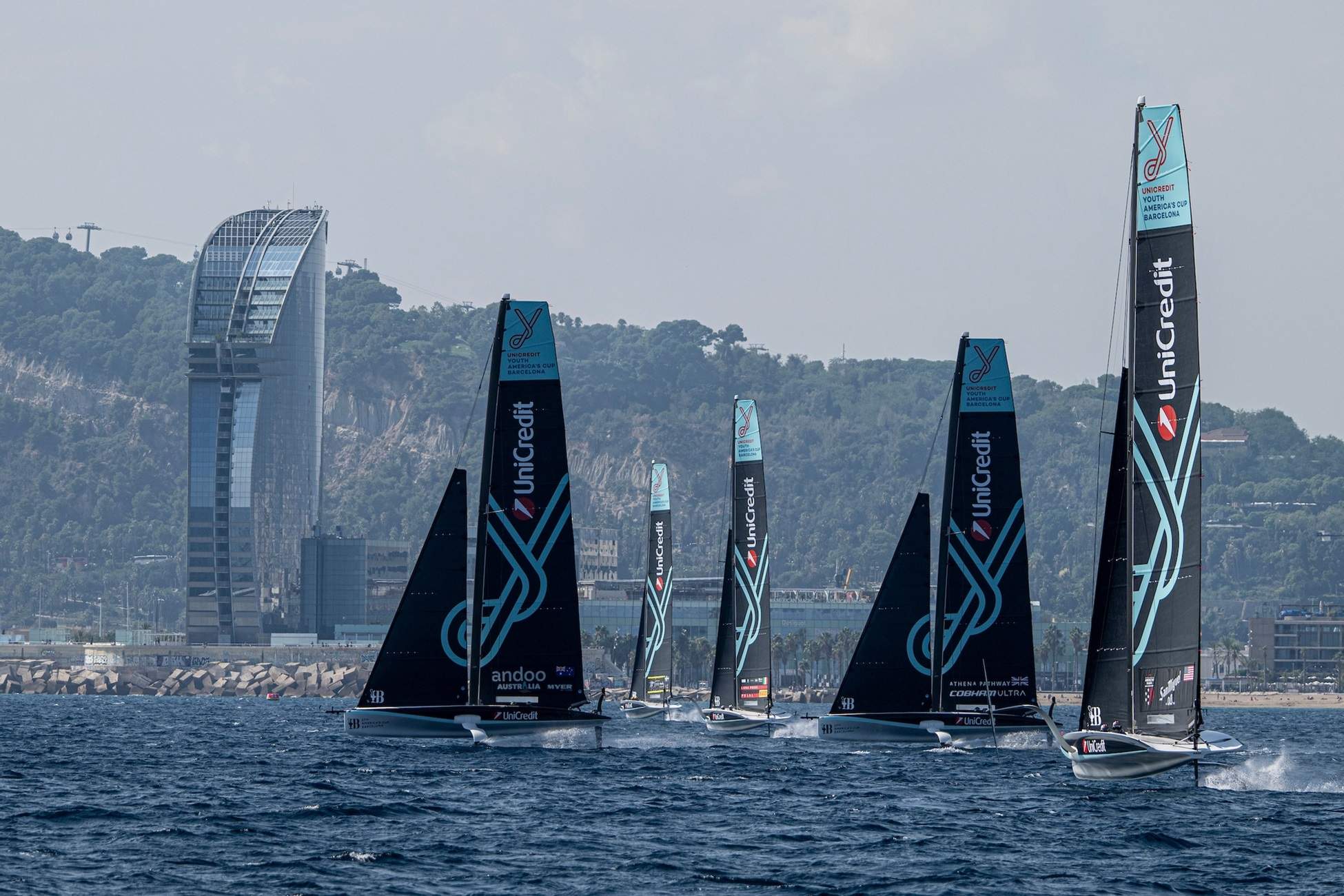 EL Luna Rossa i l'American Magic se citen a la gran final de la Youth America's Cup