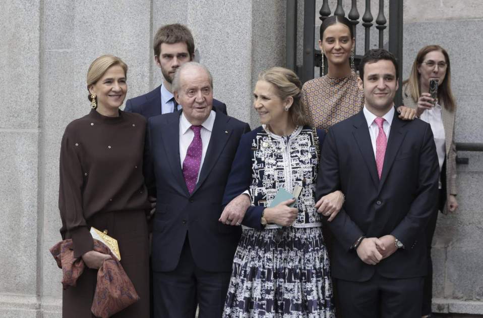 Una señora fotografía a la Familia Real bis, GTRES Una señora fotografía a la Familia Real bis, GTRES