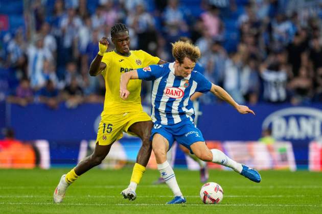 Thierno BArry Alex Kral Espanyol Villarreal Thierno BArry Alex Kral Espanyol Villarreal