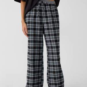 Pantalón de Stradivarius Pantalón de Stradivarius