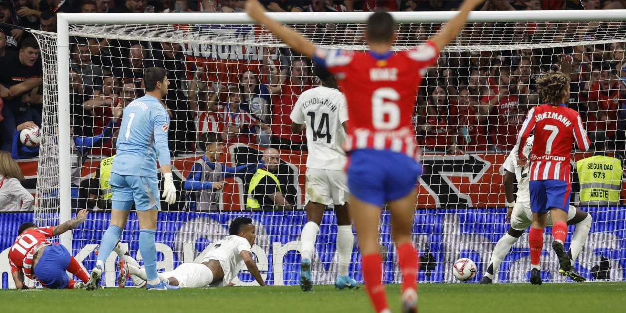 El Madrid y el Atlético empatan en un derbi marcado por una suspensión ...