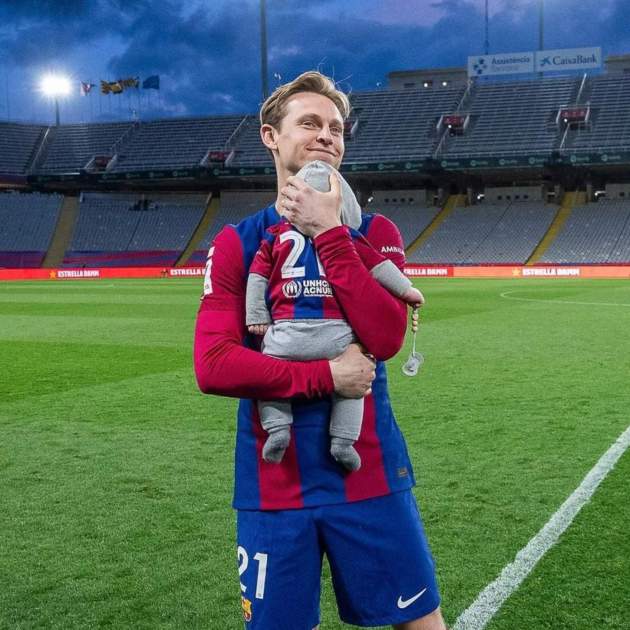 Frenkie de Jong fill Instagram (1) Frenkie de Jong fill Instagram (1)
