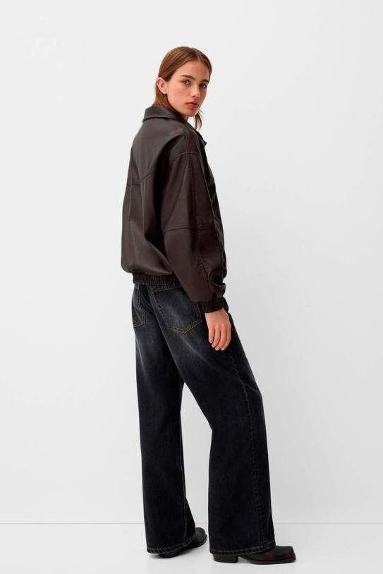 Cazadora oversize efecto piel Cazadora oversize efecto piel