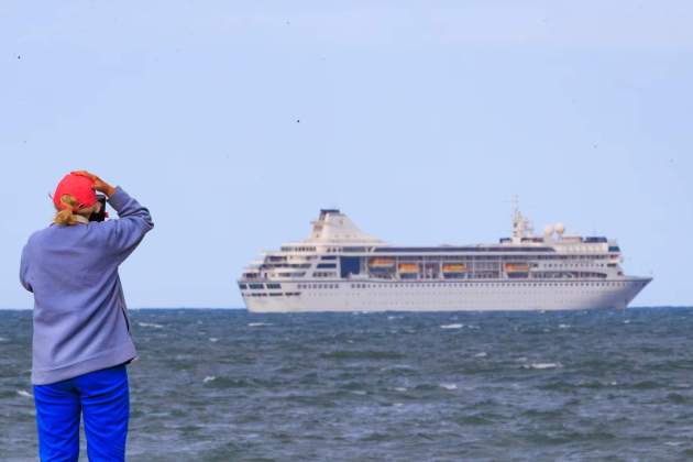 vaixell luxe irlanda atrapat the guardian vaixell luxe irlanda atrapat the guardian