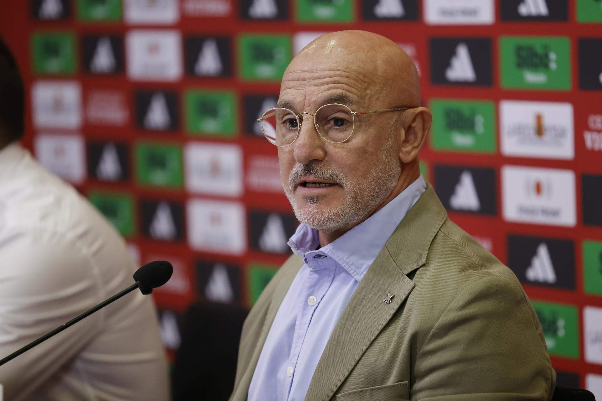 Luis de la Fuente mete a Pau Cubarsí en la nevera