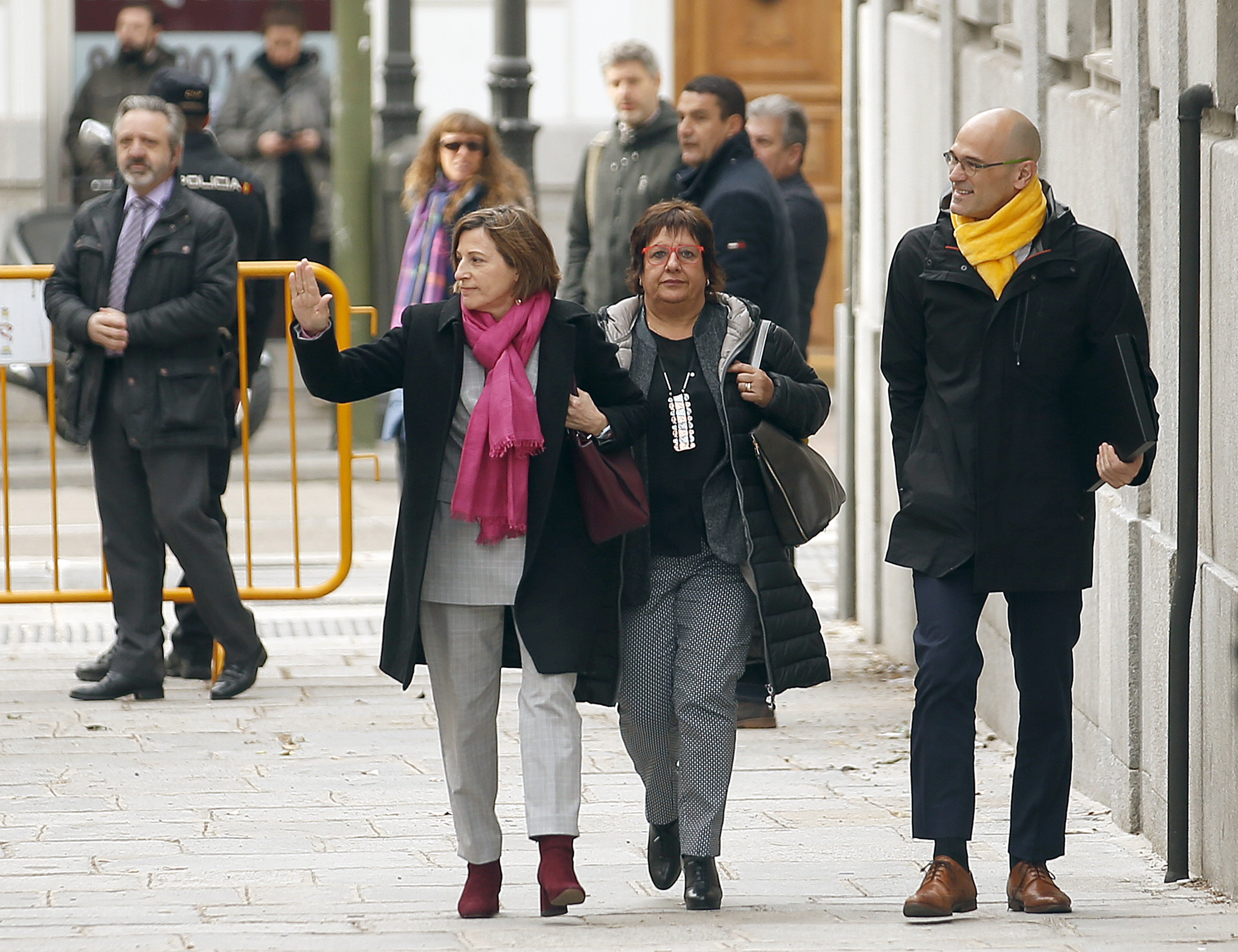 Judge orders Carme Forcadell and Dolors Bassa back to lock-up jail regime