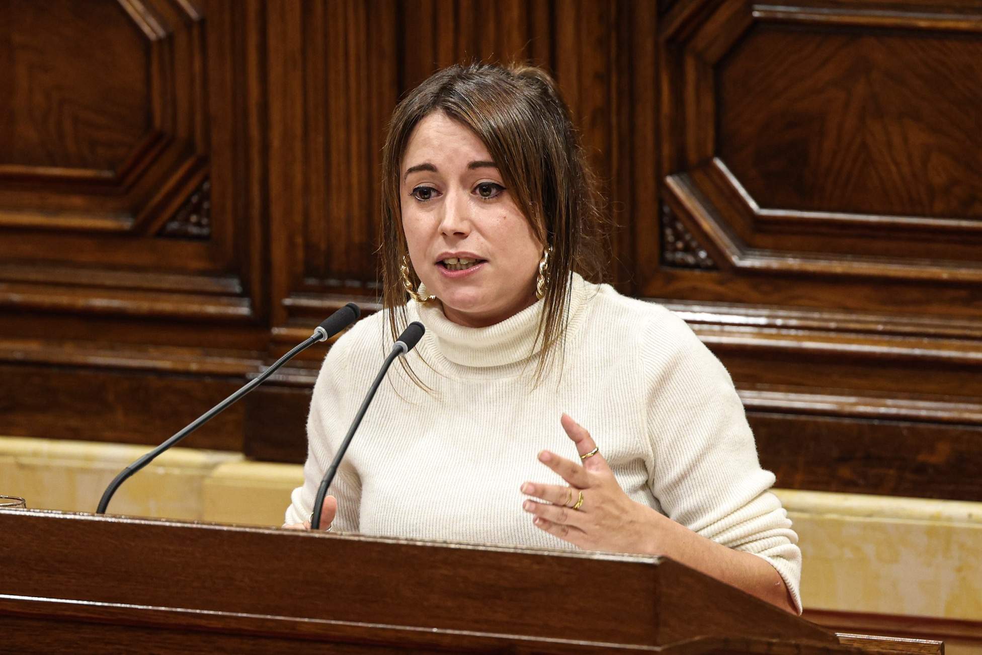 La bofetada de la CUP a Puigdemont por el "silencio" con Gaza: "Habla de inversiones con 60.000 muertos"