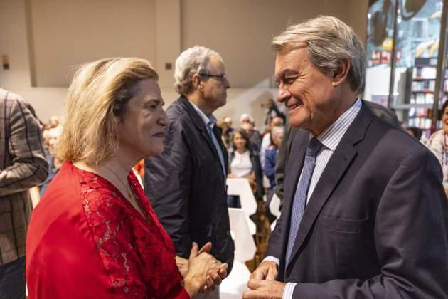 Presentació llibre Pilar Rahola, Cornèlius l'Almogàver artur mas / Foto: Carlos Baglietto Presentació llibre Pilar Rahola, Cornèlius l'Almogàver artur mas / Foto: Carlos Baglietto