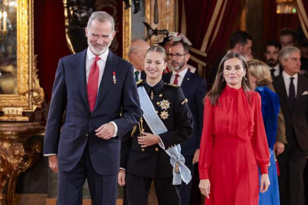 Leonor, Felipe y Letizia al besamanos del Palacio Real / GTRES Leonor, Felipe y Letizia al besamanos del Palacio Real / GTRES