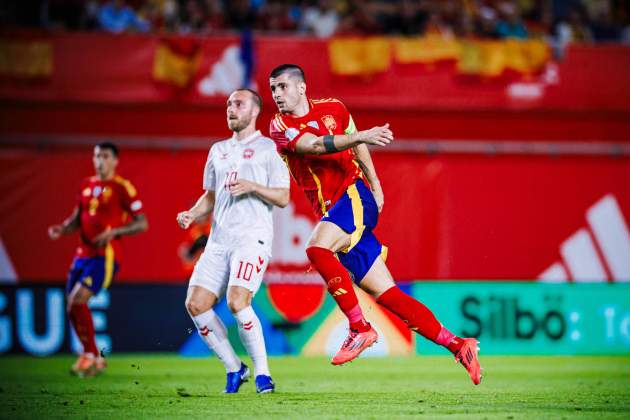 Morata Eriksen España Dinamarca / Foto: @SEFutbol Morata Eriksen España Dinamarca / Foto: @SEFutbol