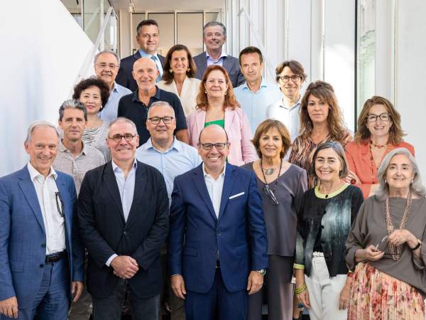 Membres del patronat de la Fundació EADA, a octubre de 2024. Foto: EADA Membres del patronat de la Fundació EADA, a octubre de 2024. Foto: EADA