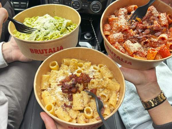Platos de pasta del establecimiento Brutalia Platos de pasta del establecimiento Brutalia