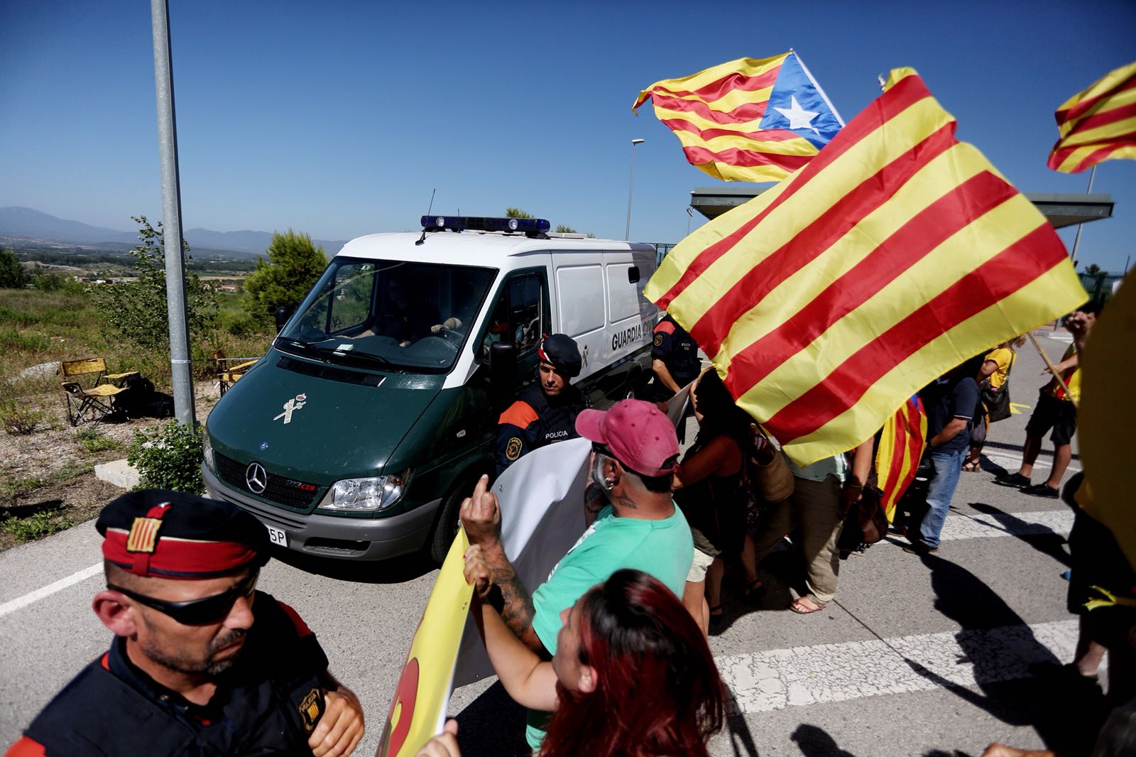 Female political prisoners Forcadell and Bassa arrive at Figueres prison