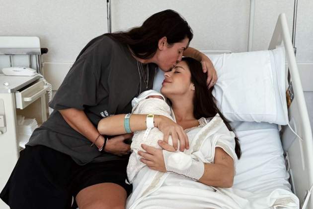 Dulceida y Alba Paul con Aria / Instagram Dulceida y Alba Paul con Aria / Instagram