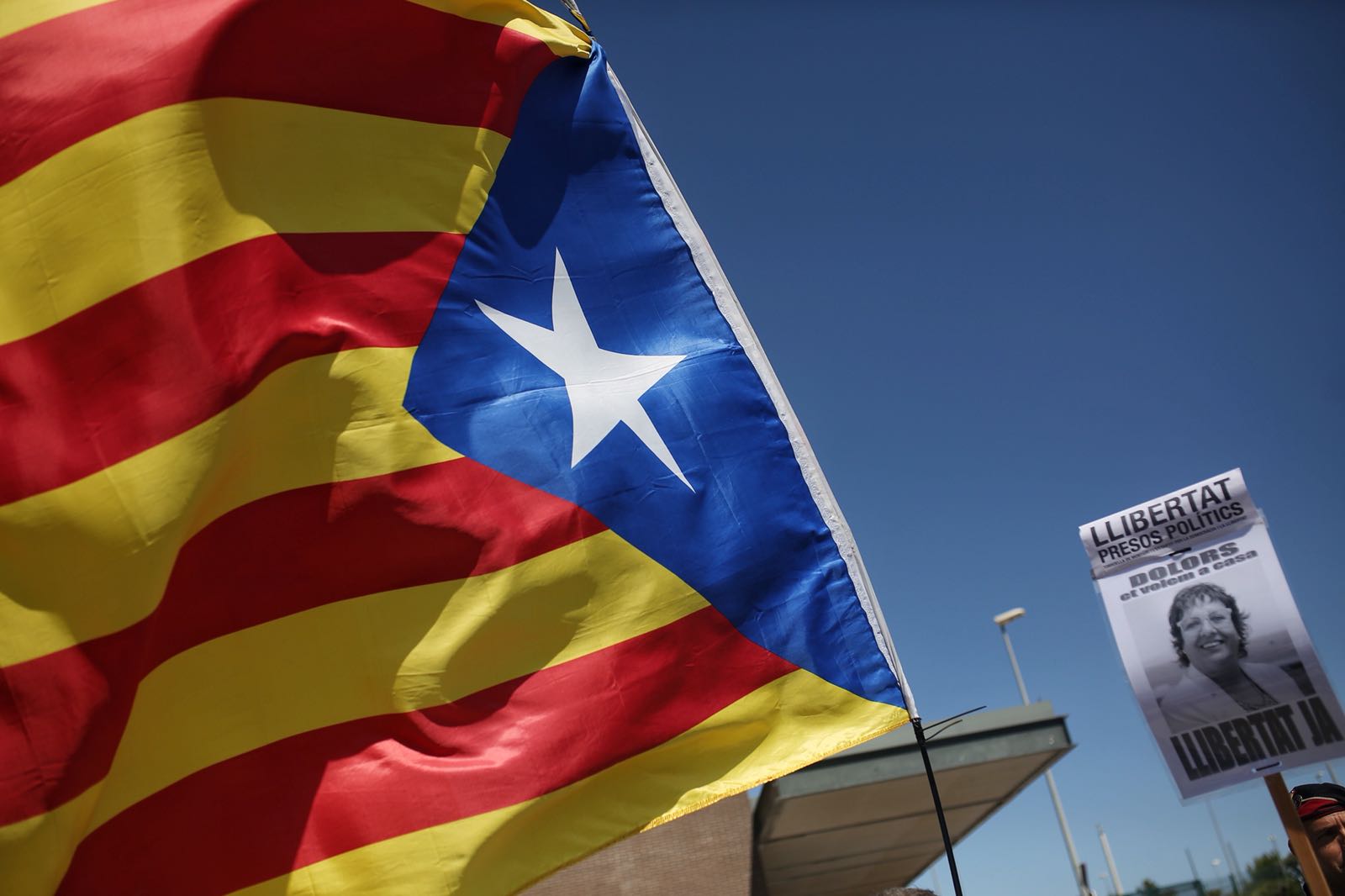 El diario de Viena: "Catalunya recupera a sus rebeldes"