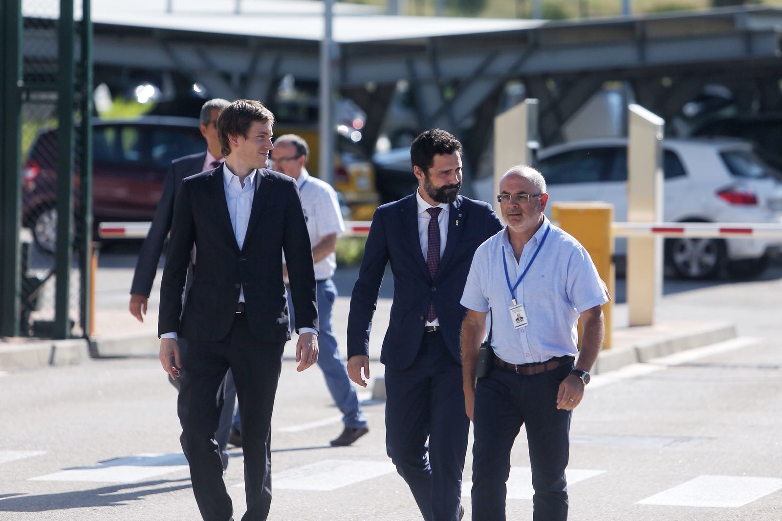 Torra visita a los presos en Lledoners y Torrent a las presas en Figueres