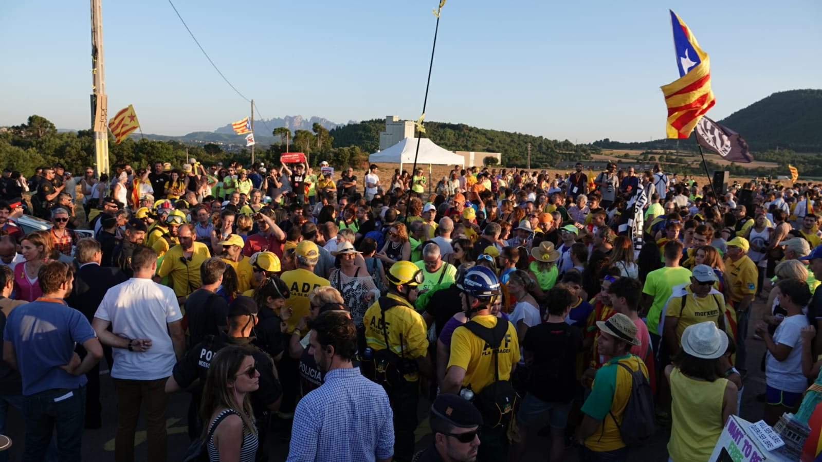 Manifestación en Lledoners en apoyo a los presos políticos