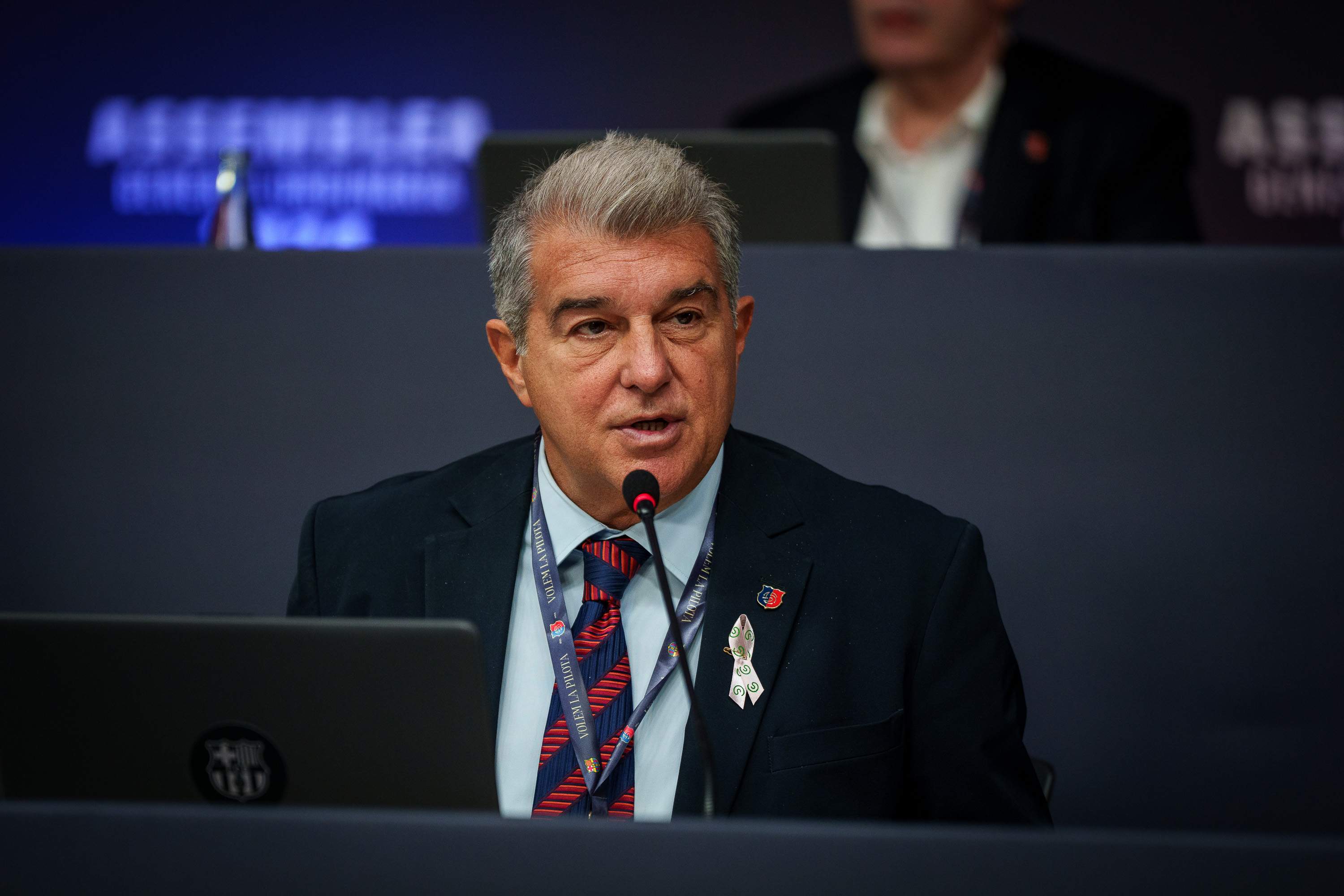 Joan Laporta no accepta el canvi que el Borussia Dortmund proposa al Barça