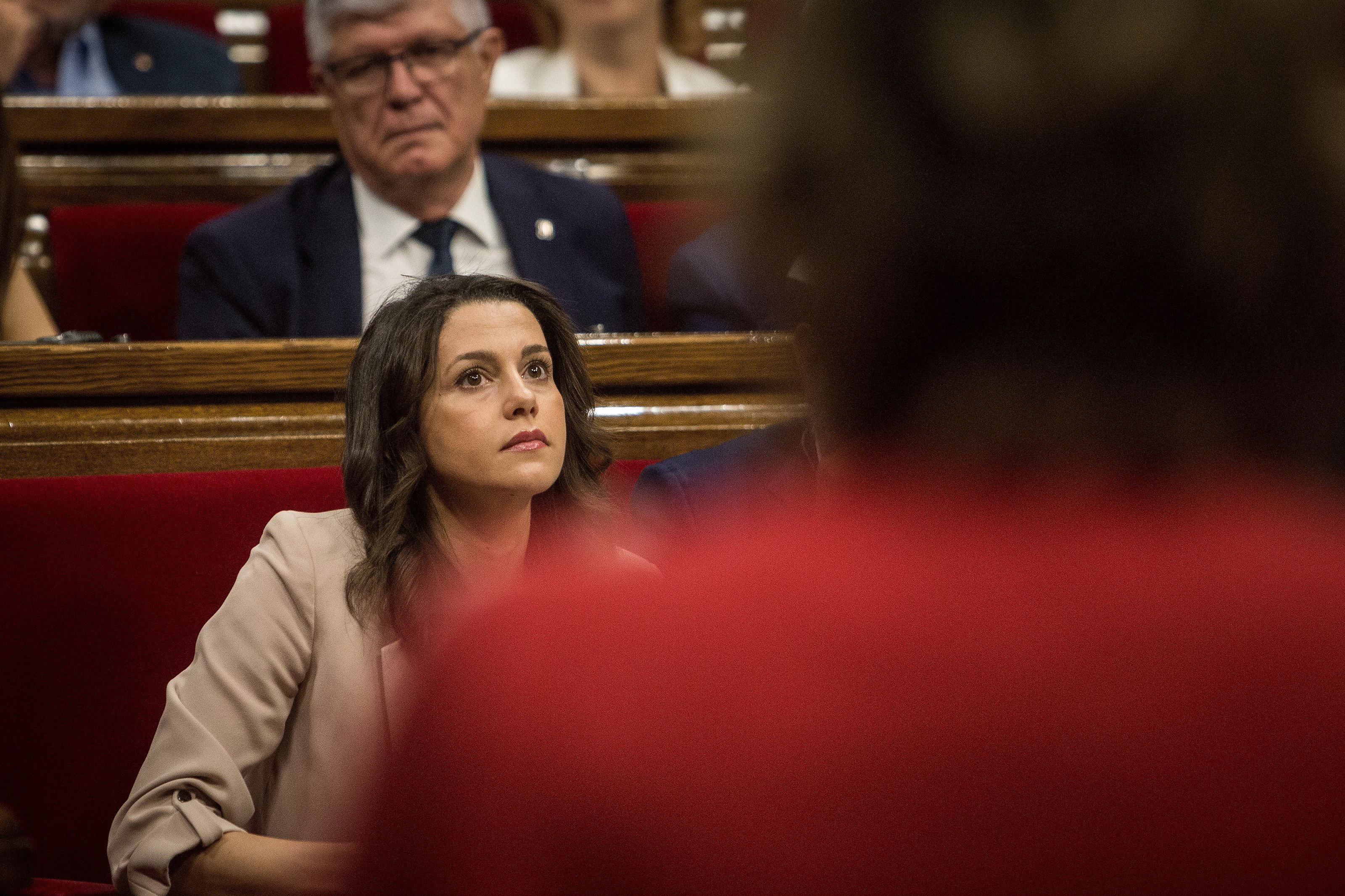 Arrimadas, preocupada: "Si Puigdemont decide los presupuestos españoles, tenemos un problema"