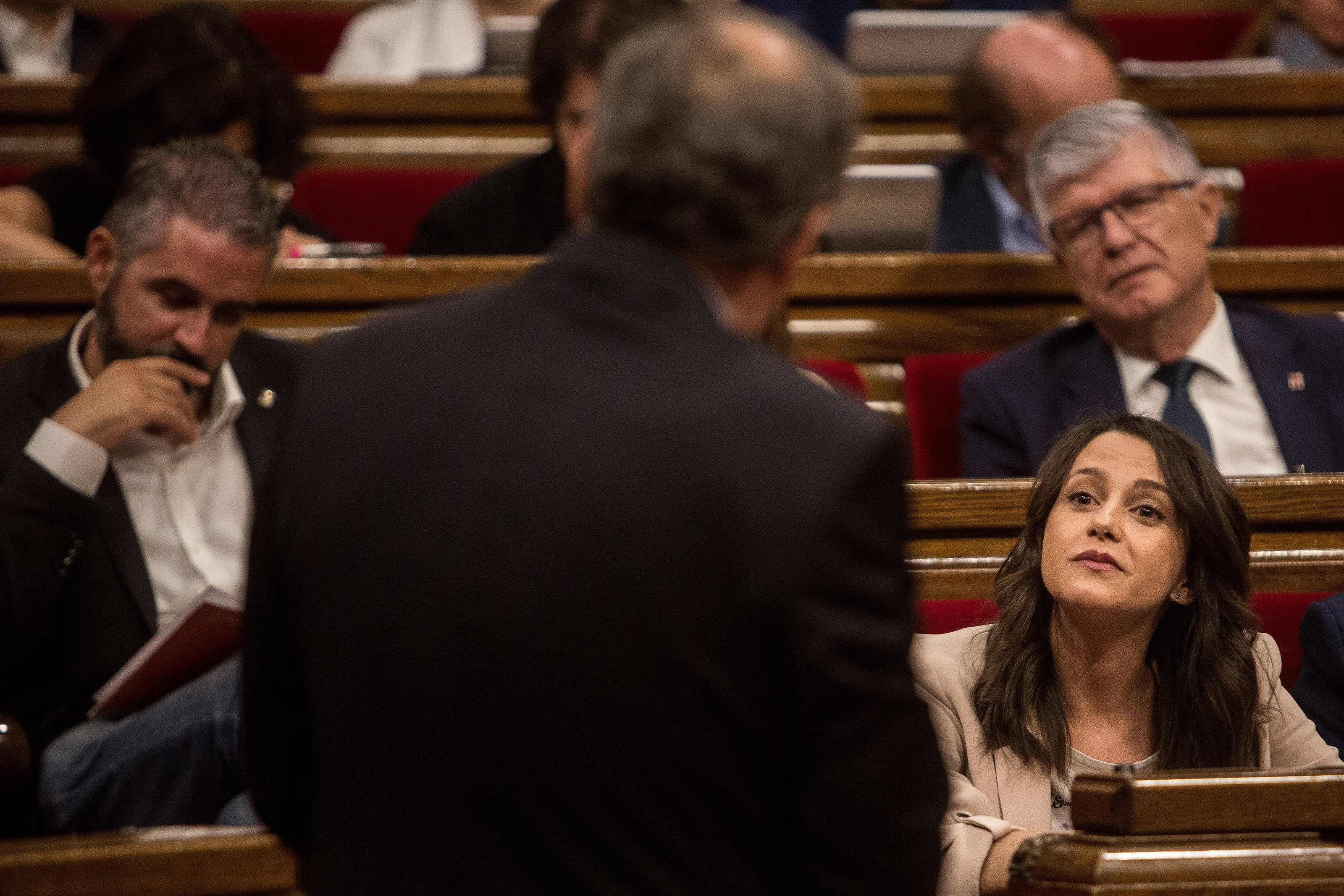 Arrimadas demana a Sánchez de tornar a controlar els comptes de la Generalitat