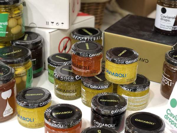 La variedad de las perlas de aceite de Caviaroli La variedad de las perlas de aceite de Caviaroli