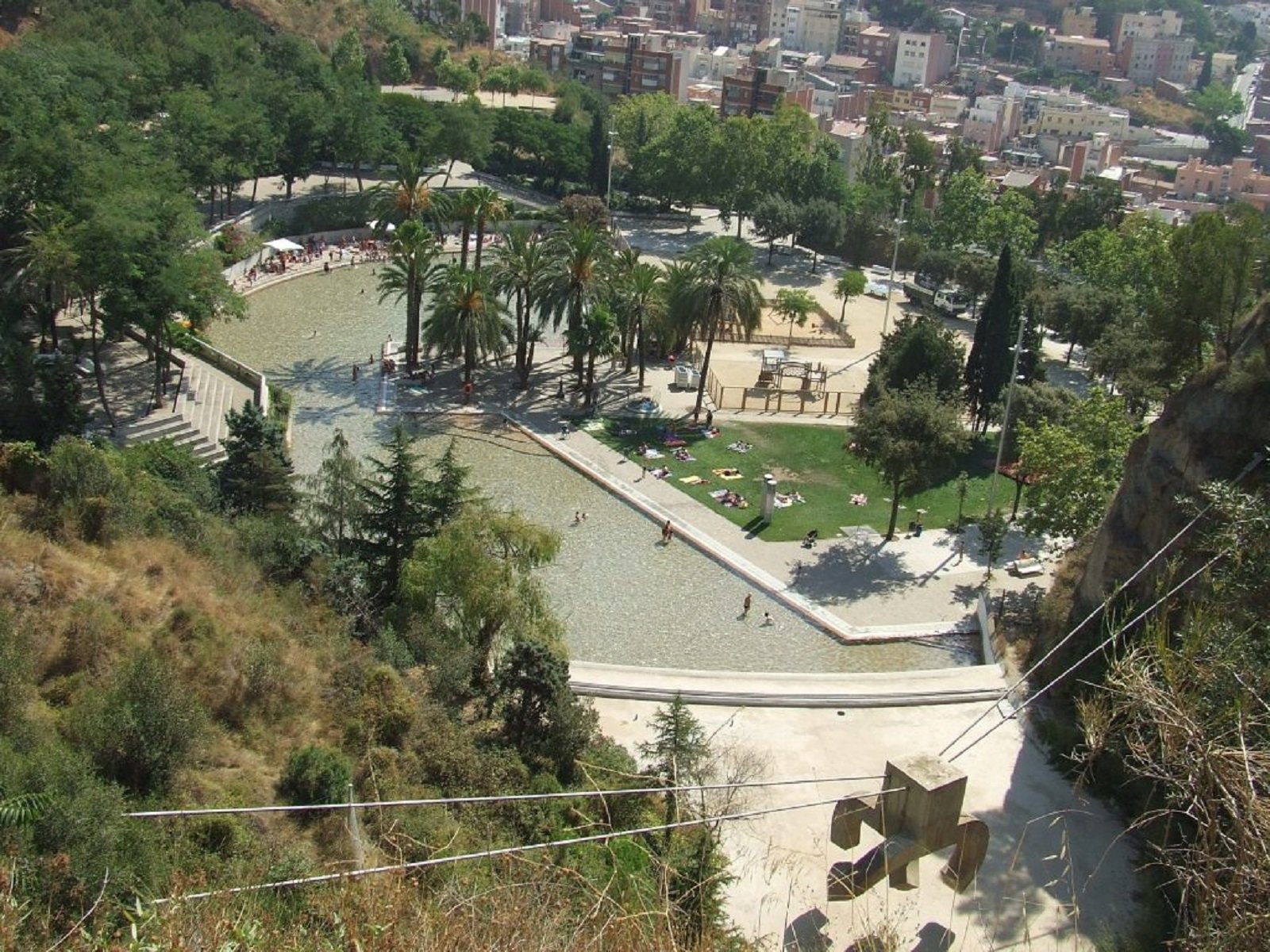 Barcelona ha de tancar una piscina municipal per filtracions d'aigua