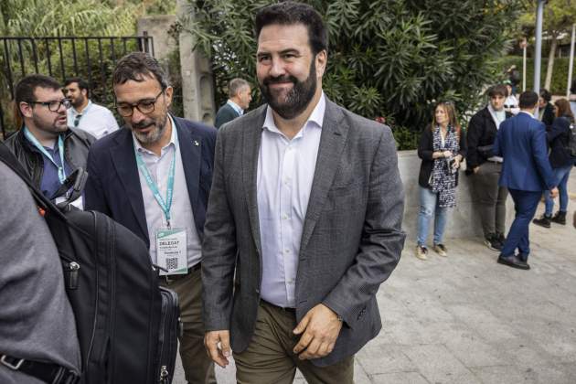 jon iñarritu bildu a congrés junts carlos baglietto jon iñarritu bildu a congrés junts carlos baglietto
