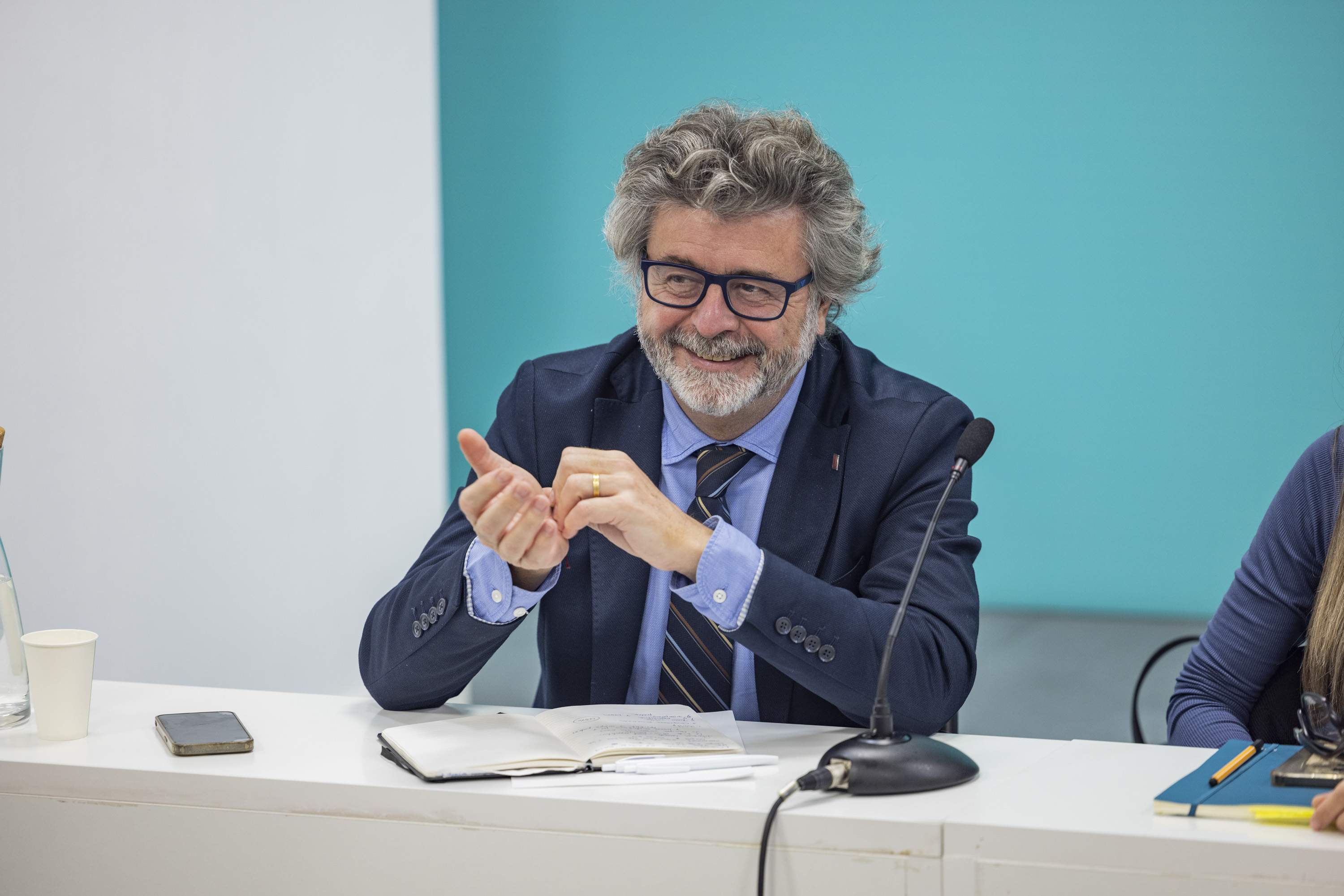 Junts tilda de "irresponsable" la estrategia de Illa con Orriols