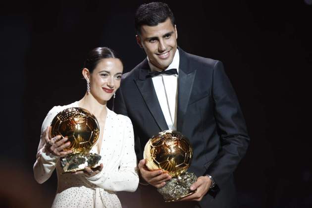 Aitana Bonmatí Rodri Hernández Balón de Oro 2024 / Foto: EFE Aitana Bonmatí Rodri Hernández Balón de Oro 2024 / Foto: EFE