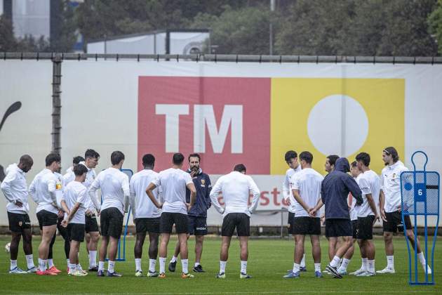 Valencia entrenamiento Rubén Baraja / Foto: Valencia CF Valencia entrenamiento Rubén Baraja / Foto: Valencia CF