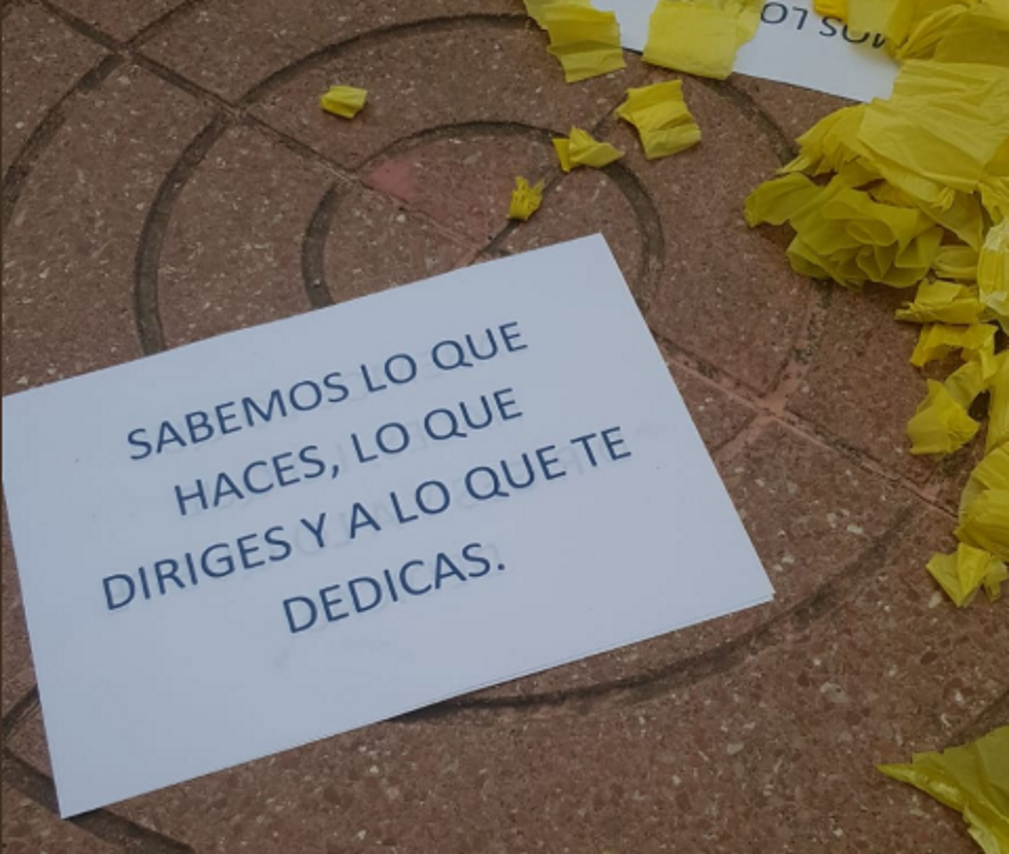 Amenazan gravemente al propietario de una copistería de Vilassar por mostrar lazos amarillos