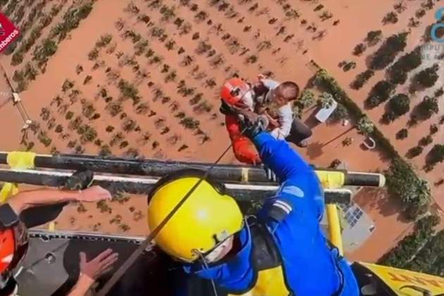 rescat beu valència dana temporal rescat beu valència dana temporal