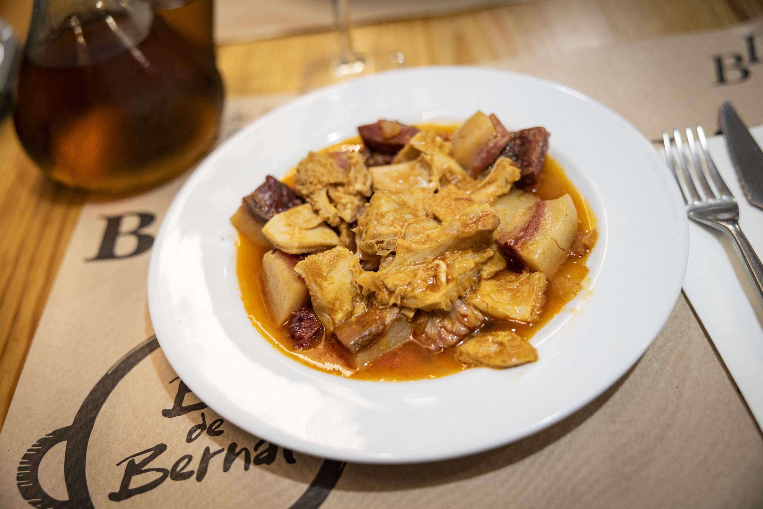 La cocina tradicional catalana está de moda en el barrio de Sant Antoni y a muy buen precio