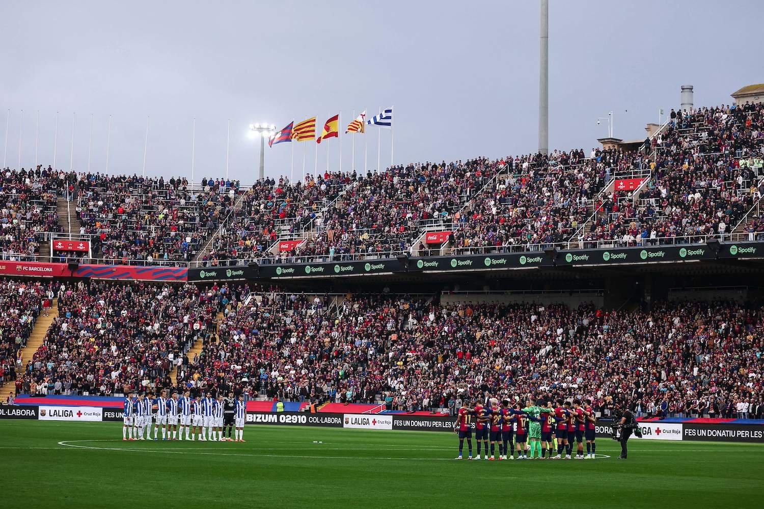 El derbi Barça-Espanyol, marcat per la DANA: "Aquí jugant i sense poder ajudar"