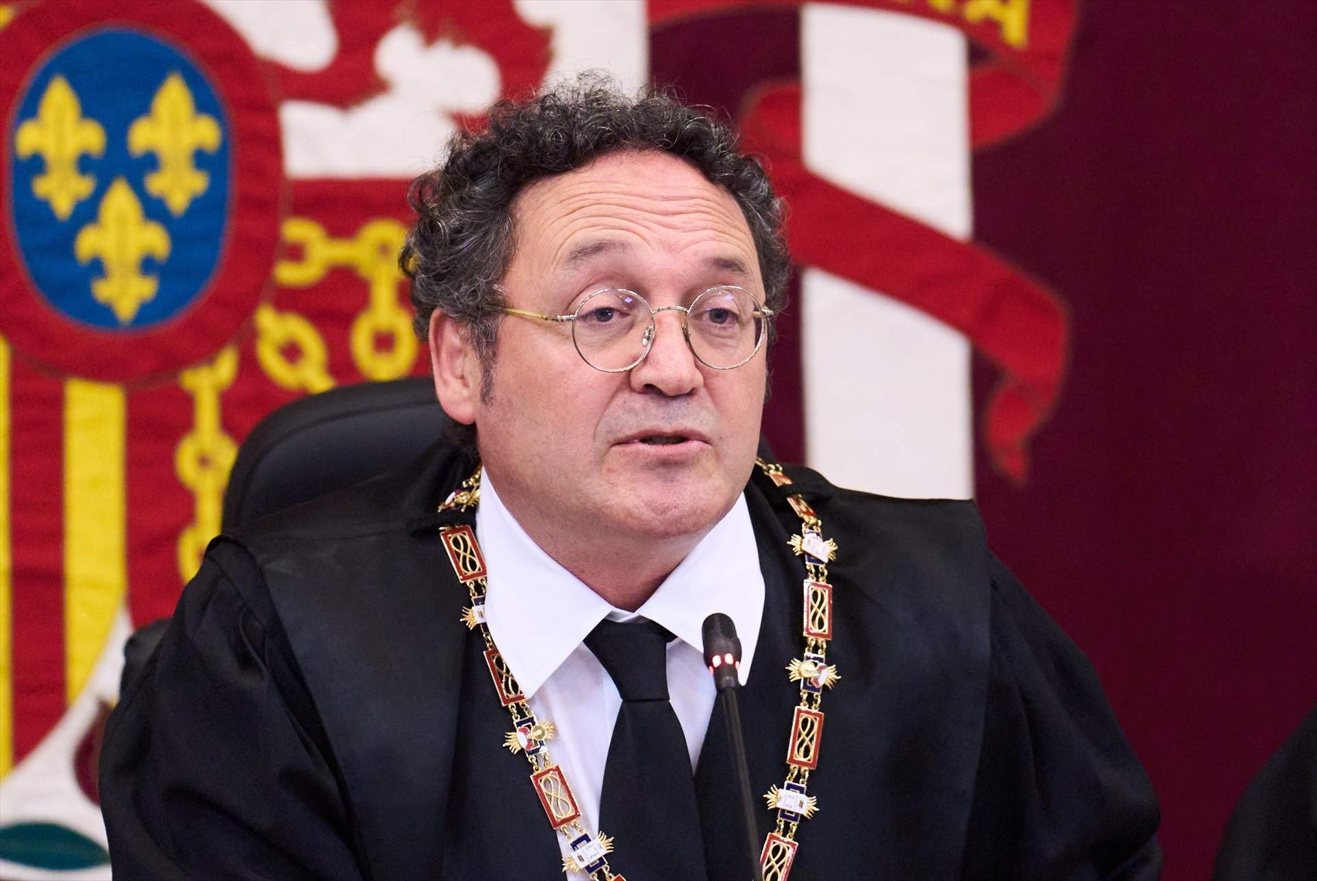 El jutge del Suprem demana a WhatsApp i Google els missatges i dades dels comptes del fiscal general