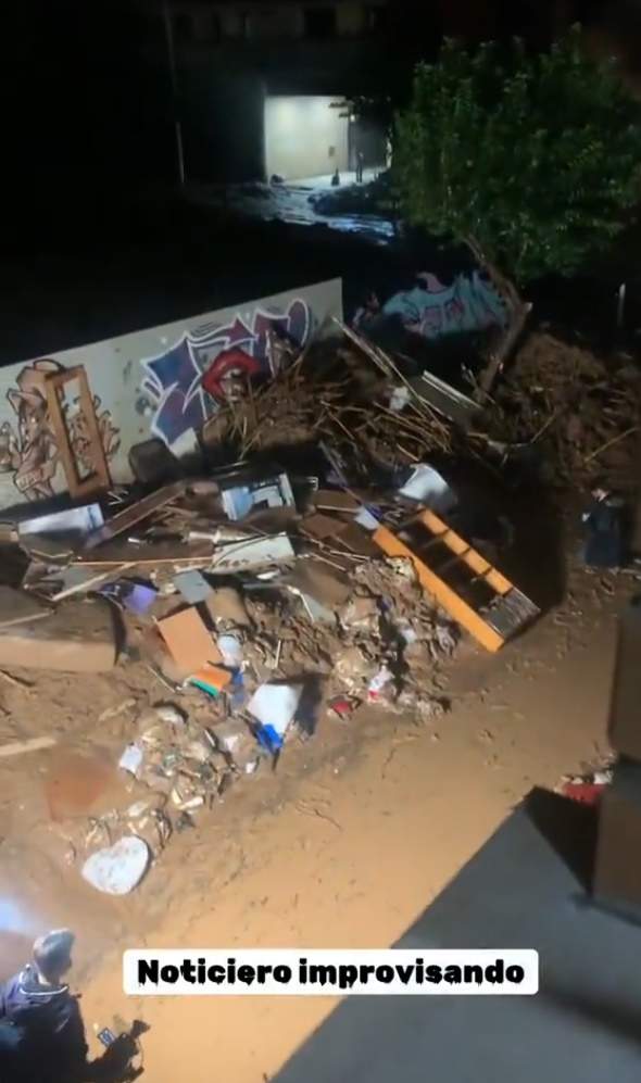 Ruben Gisbert se hunde en barro a la derecha, Instagram Ruben Gisbert se hunde en barro a la derecha, Instagram