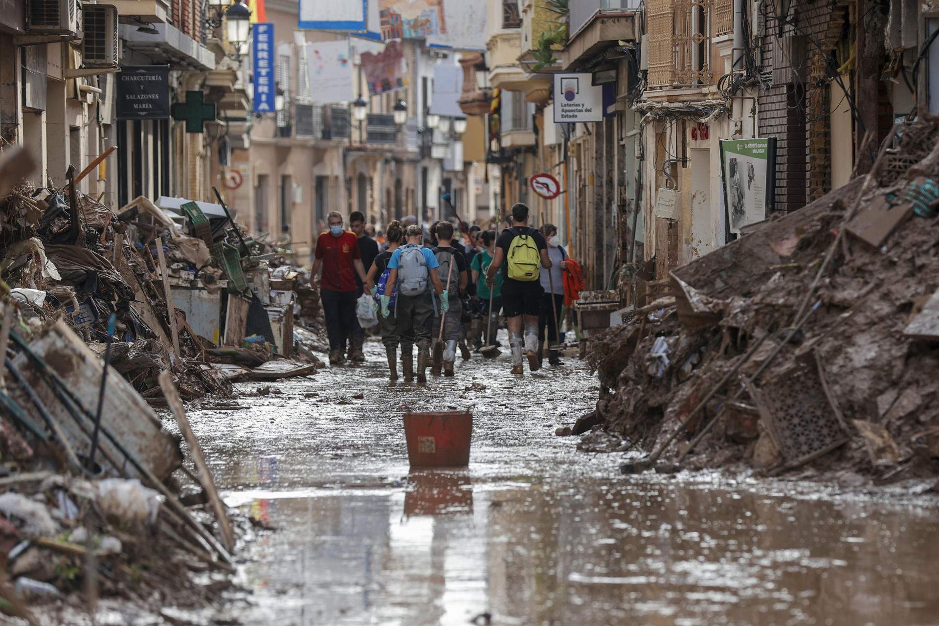 Detecten els primers casos d'infeccions per aigua estancada a Algemesí