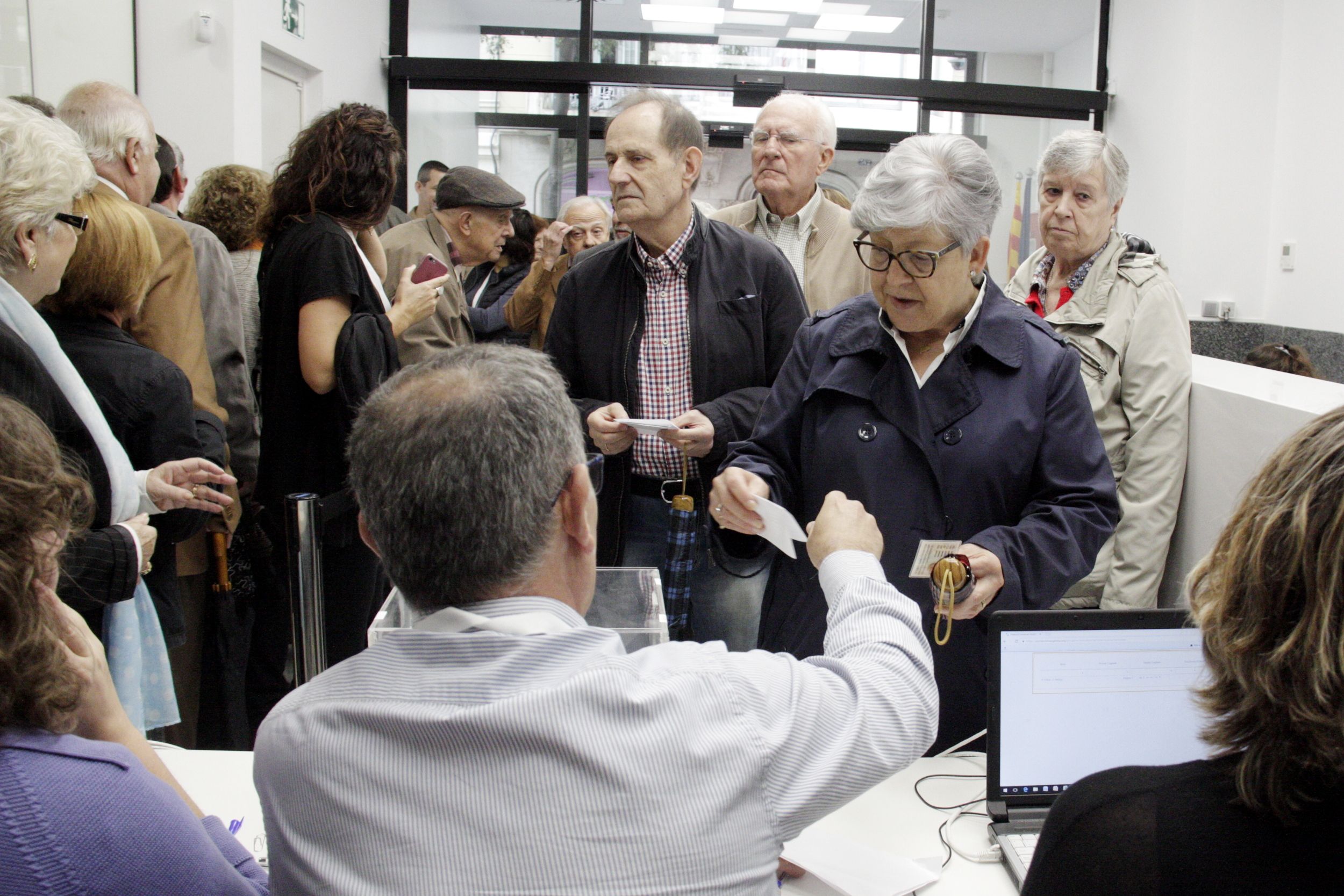 Els associats ratifiquen la denominació PDECat