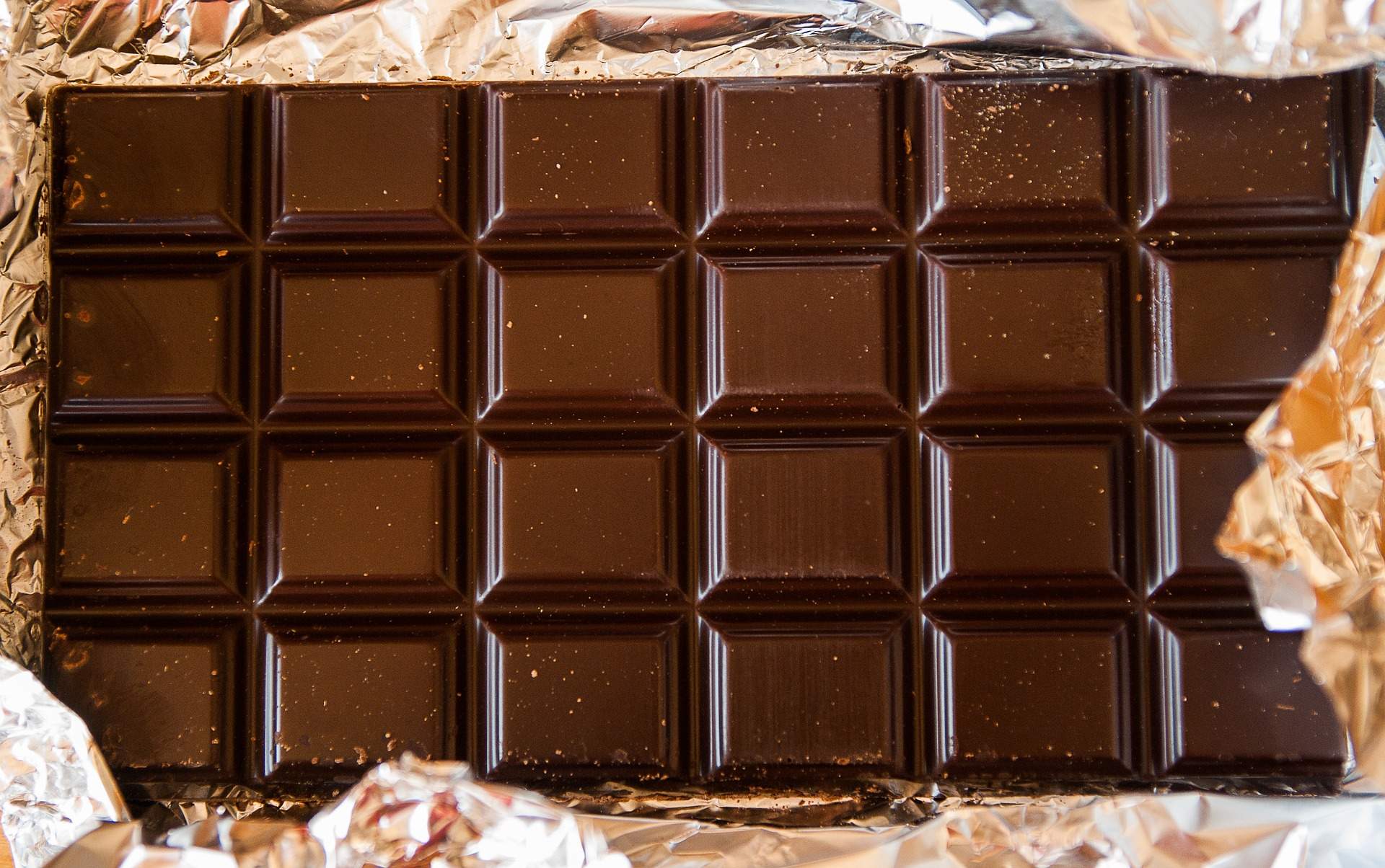 Esto no lo enseñan en el colegio: cómo comerte una onza de chocolate y que nadie se entere