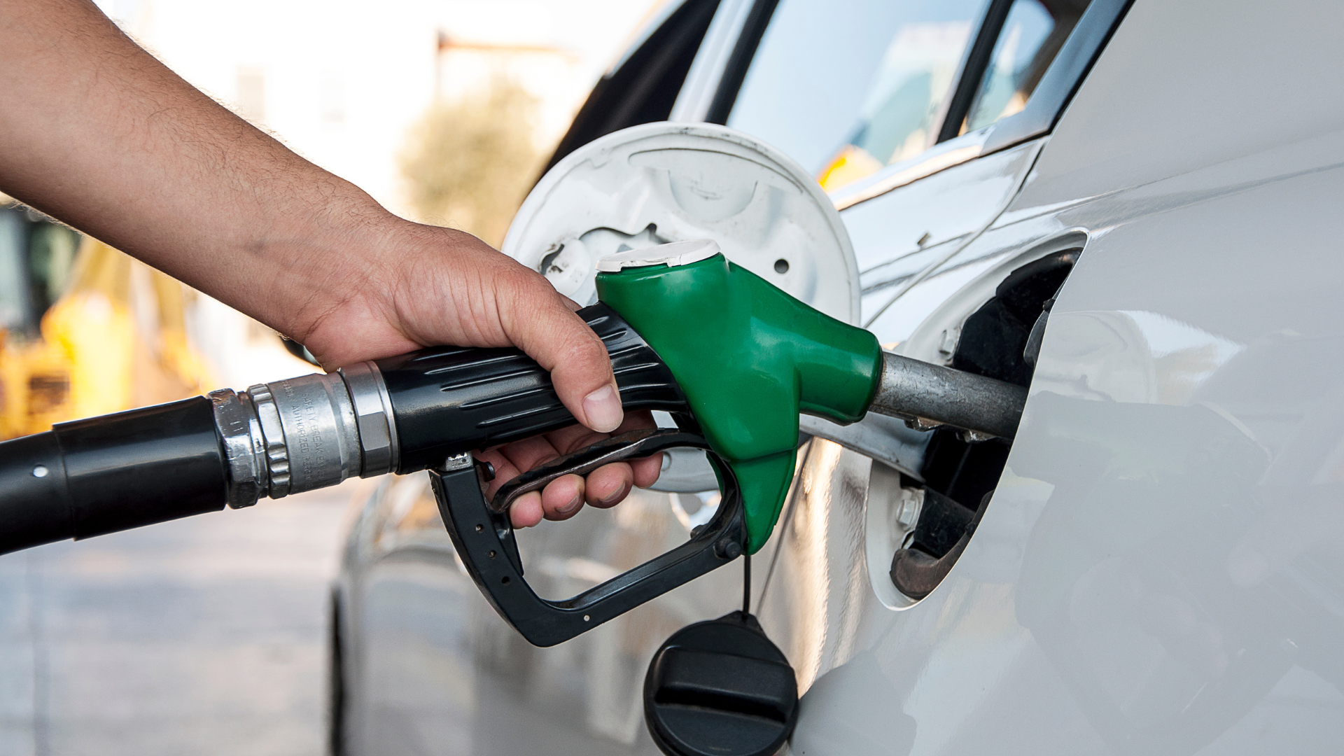 Els tallers expliquen per què alguns conductors gasten més combustible només arrencar el cotxe